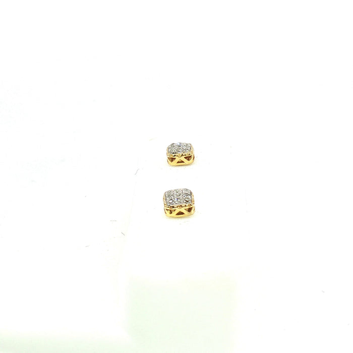 10K 0.05Ct Diamond earrings - UN-0384