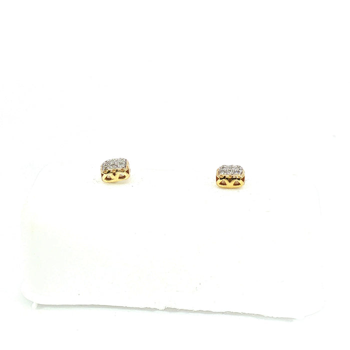 10K 0.05Ct Diamond earrings - UN-0384