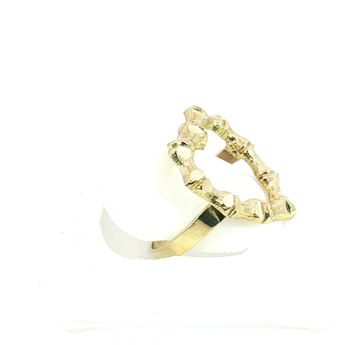 10K Bamboo Heart Ring in Yellow Gold
