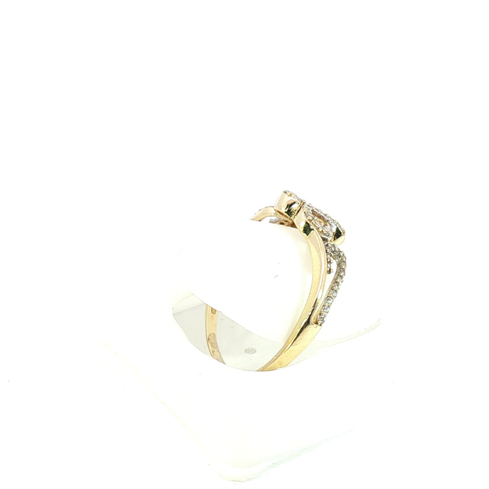 10K Gold and Crystal Heart Ring