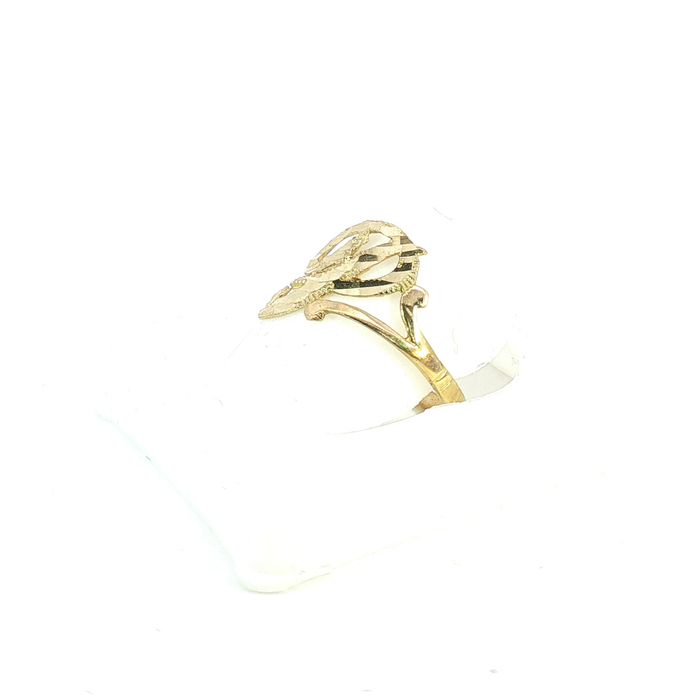 10K Gold initial "P" Ring