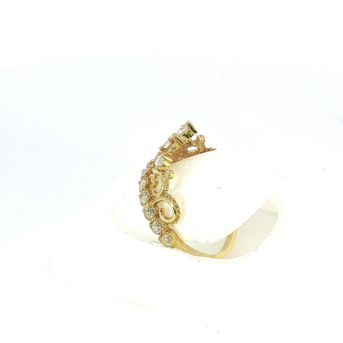 10K Quinceañera Crown Ring in Yellow Gold
