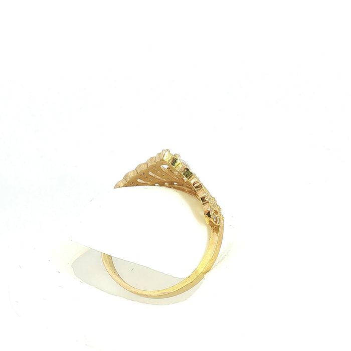 10K Yellow Gold Quinceañera crown Ring