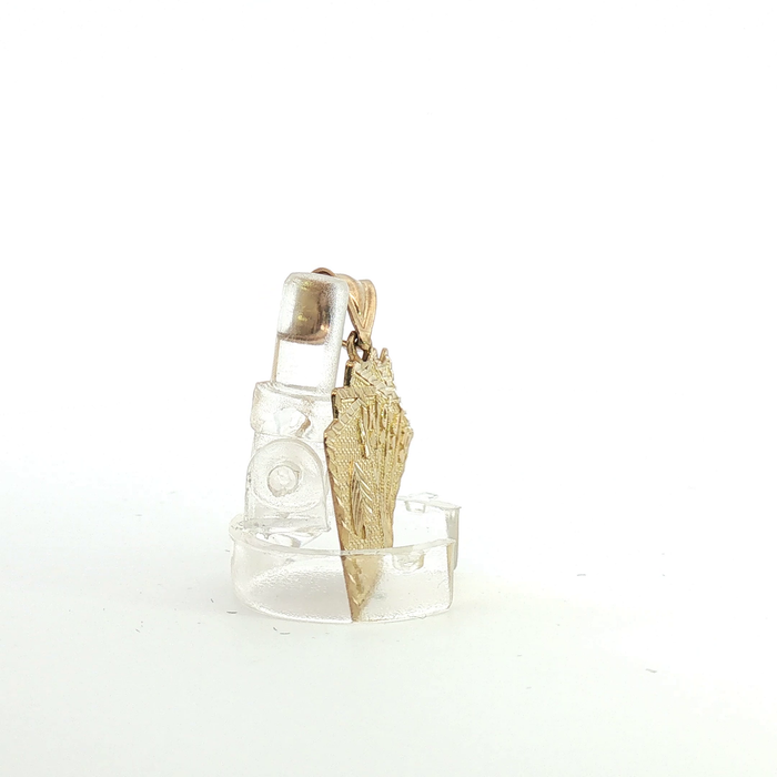 10K Yellow Gold Royal Flush Pendant - Small