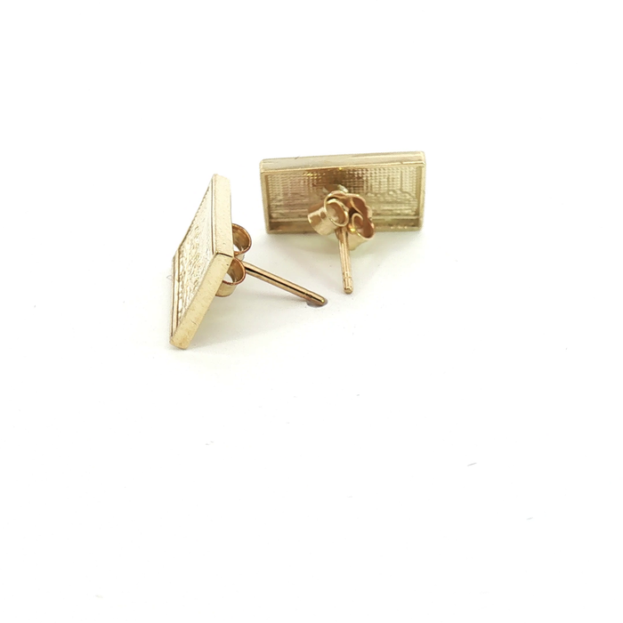 10K Yellow Gold The Last Supper Rectangular Embossed Stud Earrings