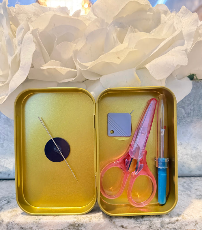 On the Go Needlepoint Tools