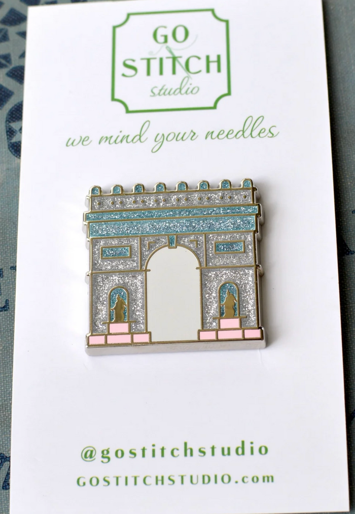 Arc de Triomphe Needle Minder
