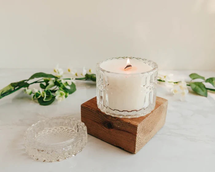 Aroma Avenue Candle - Holiday Fragrances