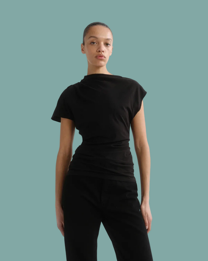 Beckly Tee