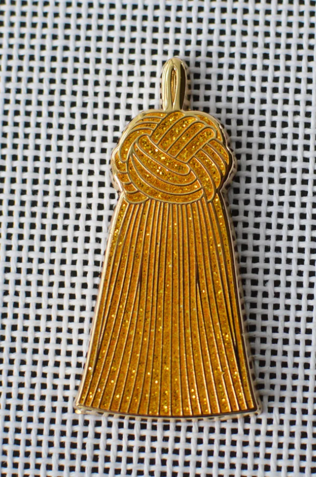 Gold Glitter French Knot Tassel Needle Minder