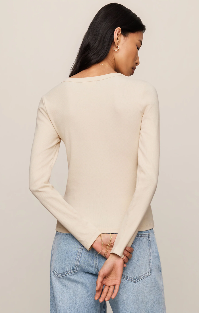 Greyson Scoop Long Sleeve Tee - Chalk