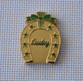 Lucky Star Horseshoe Needle Minder - Emerald Green