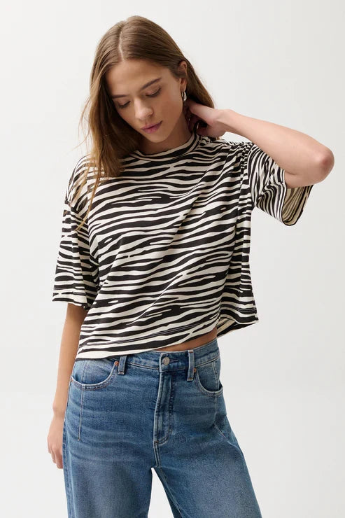 Mae Cropped Tee