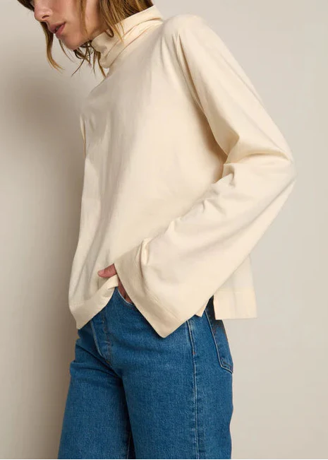 Neo Mock Neck T-Shirt - Parchment