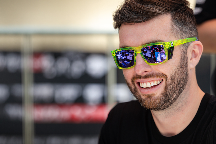 Man wearing the Performance XL VISE Sunglasses Frame: Antifreeze Z87+