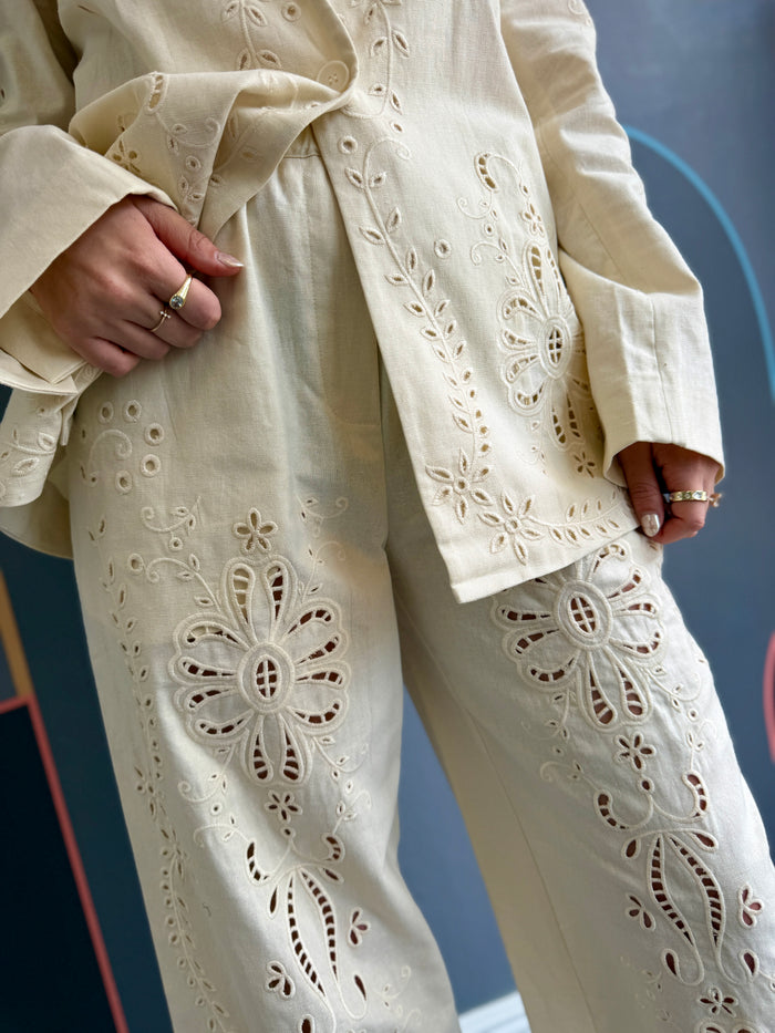 Pimo Eyelet Pant