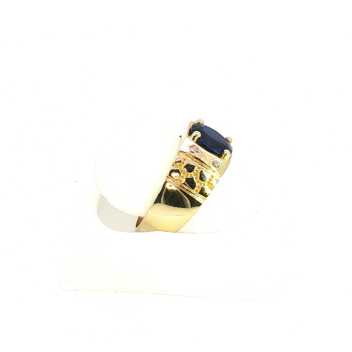 Royal Blue Gem Ring in Yellow Gold