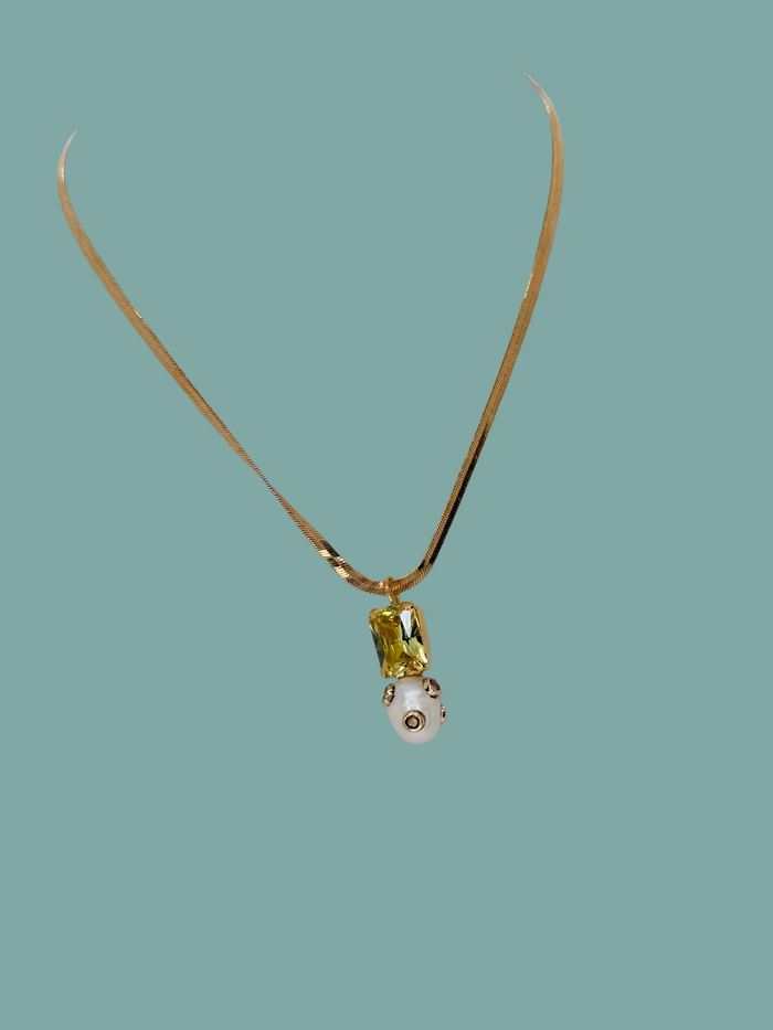 Royal Pearl Necklace