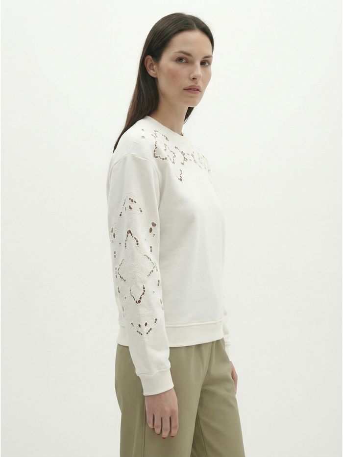 Selenia Embroidered Sweatshirt