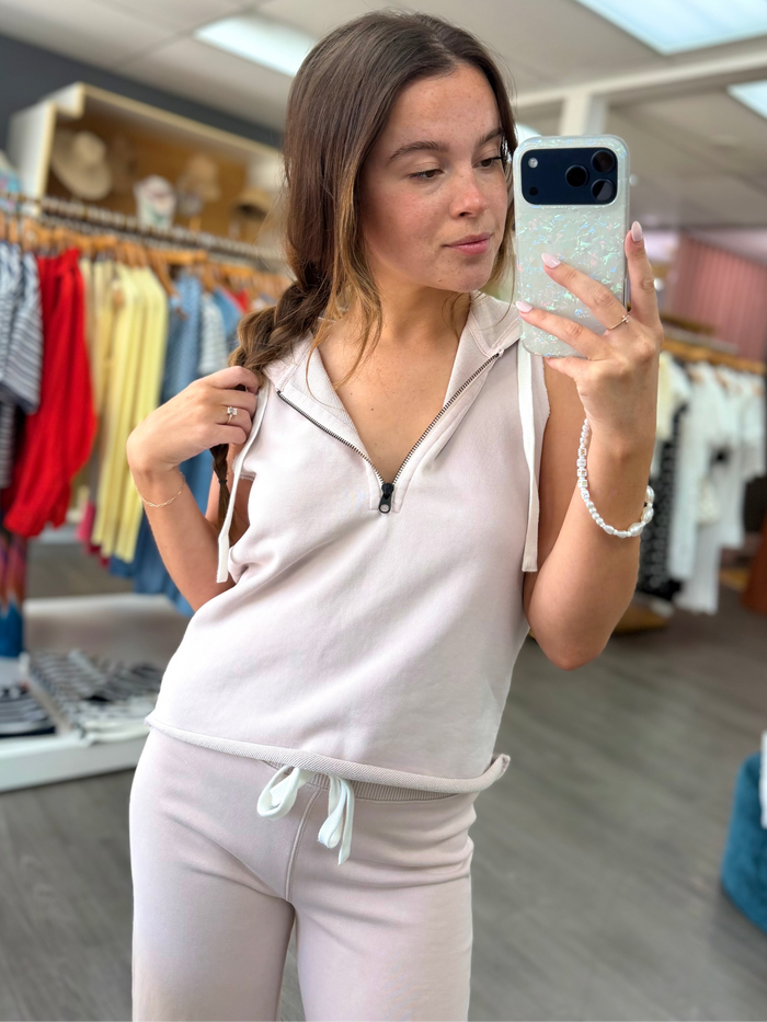 Sleeveless Half Zip Hoodie
