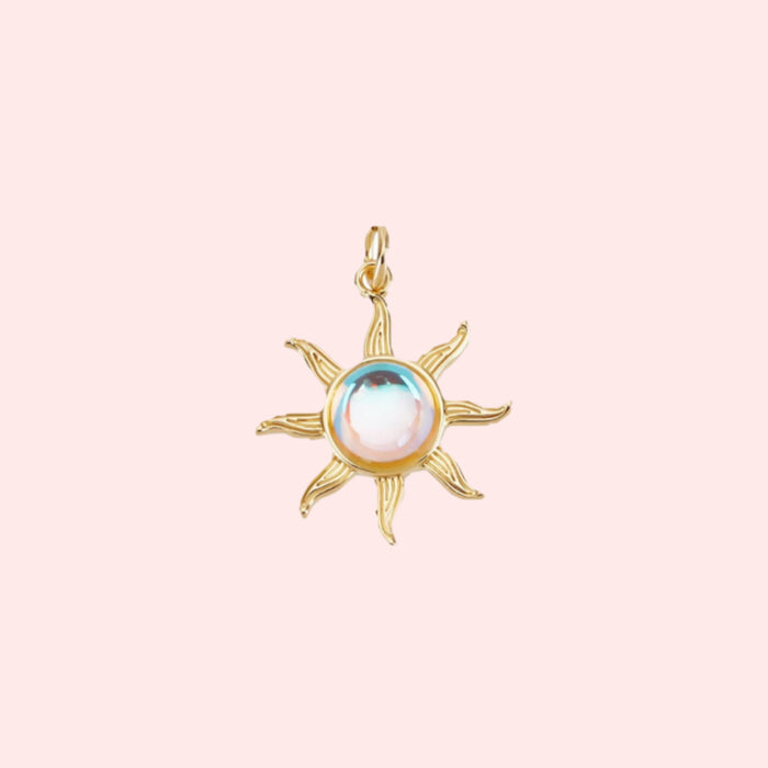 Solar Aura Charm
