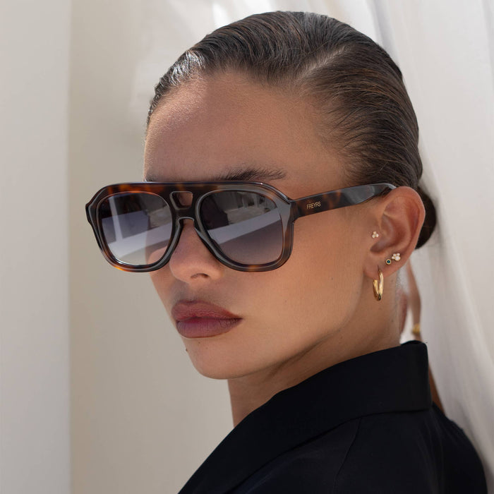Voyager Aviator Sunglasses