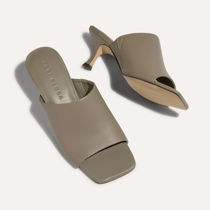 Wren - Taupe Leather