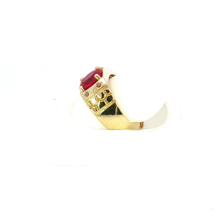 Yellow Gold Red Gem Ring