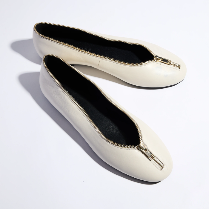 Ziva Flat